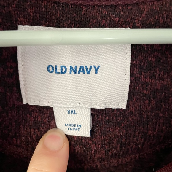 ❄️4 for $25 Sale!❄️ Old Navy, Burgundy zipper pull over. XXL made in Egypt - Picture 2 of 4
